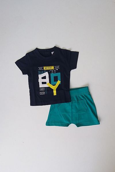 Σετ με σορτσάκι