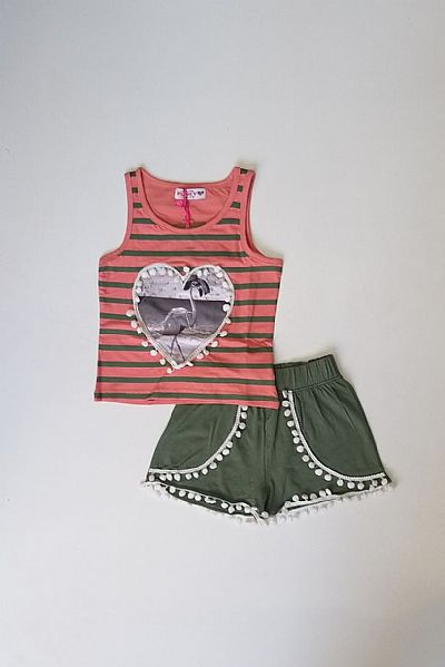 Σετ με σορτσάκι