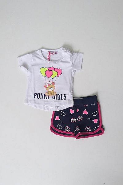 Σετ με σορτσάκι