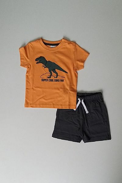 Σετ με βερμούδα