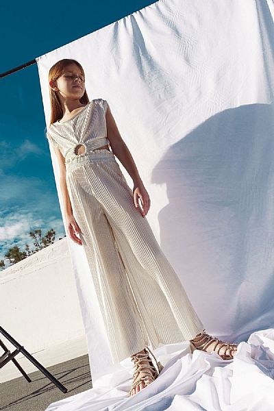 Ολόσωμη φόρμα