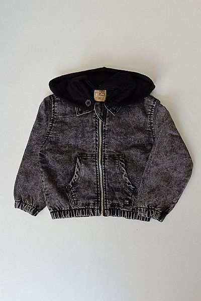 Τζιν μπουφάν