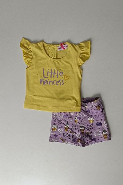 Σετ με σορτσάκι