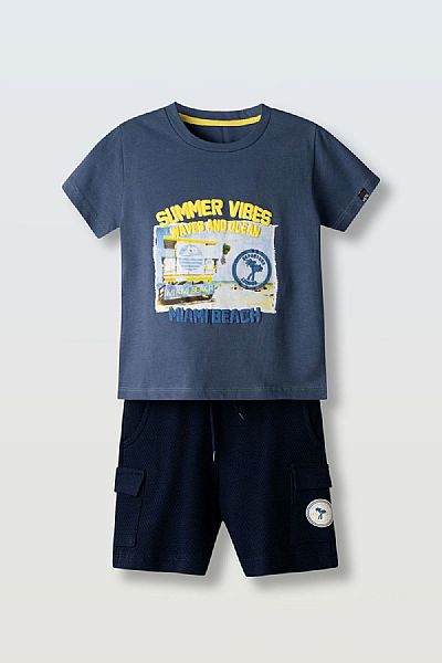 Σετ με βερμούδα