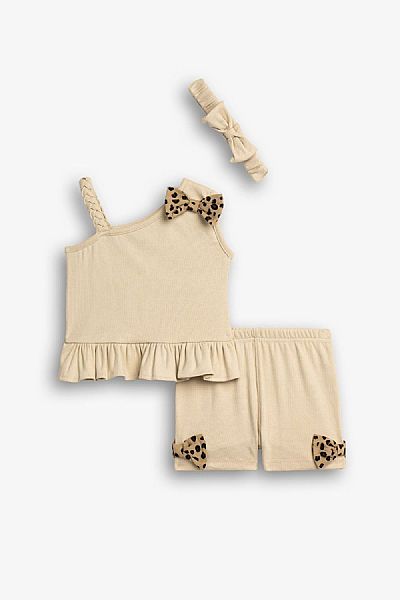 Σετ με σορτσάκι 